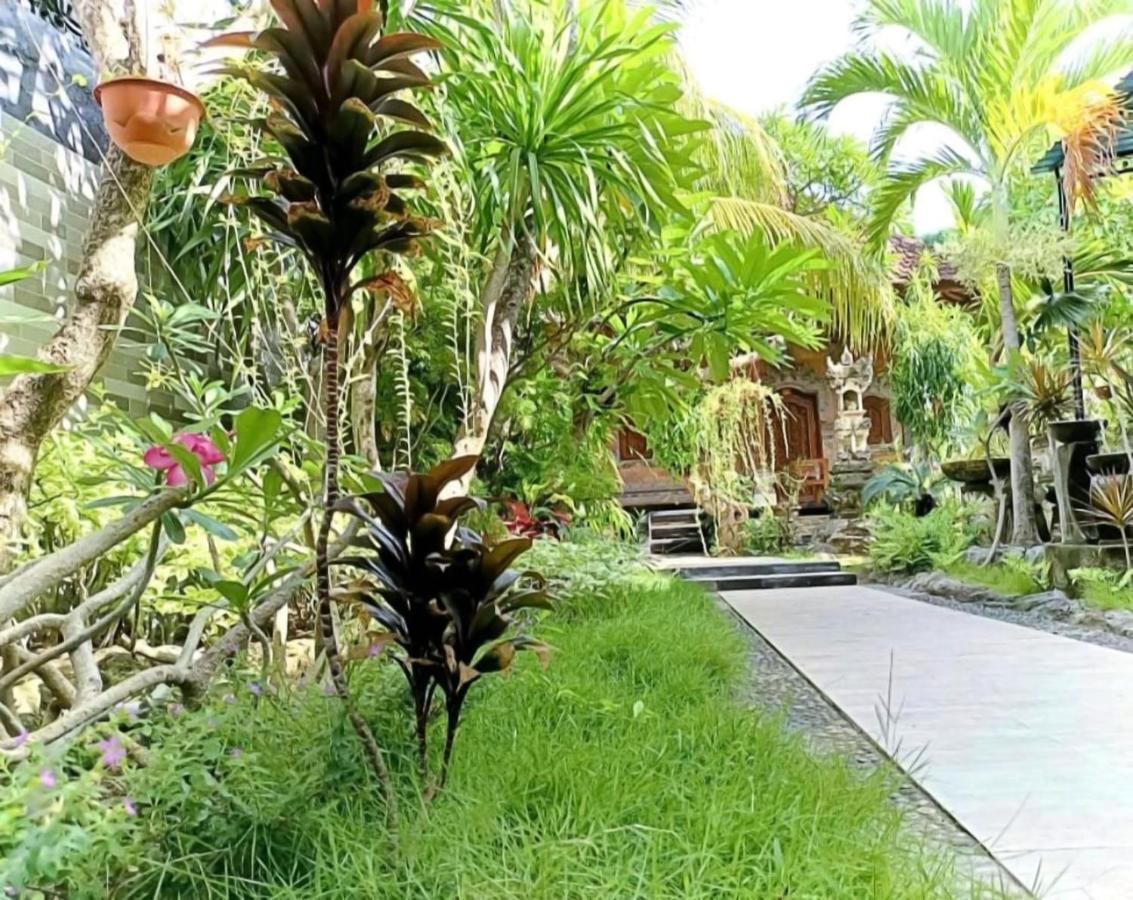 Green Palace Homestay Batununggul Eksteriør bilde