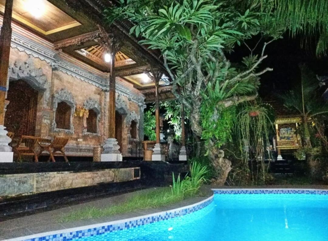 Green Palace Homestay Batununggul Eksteriør bilde