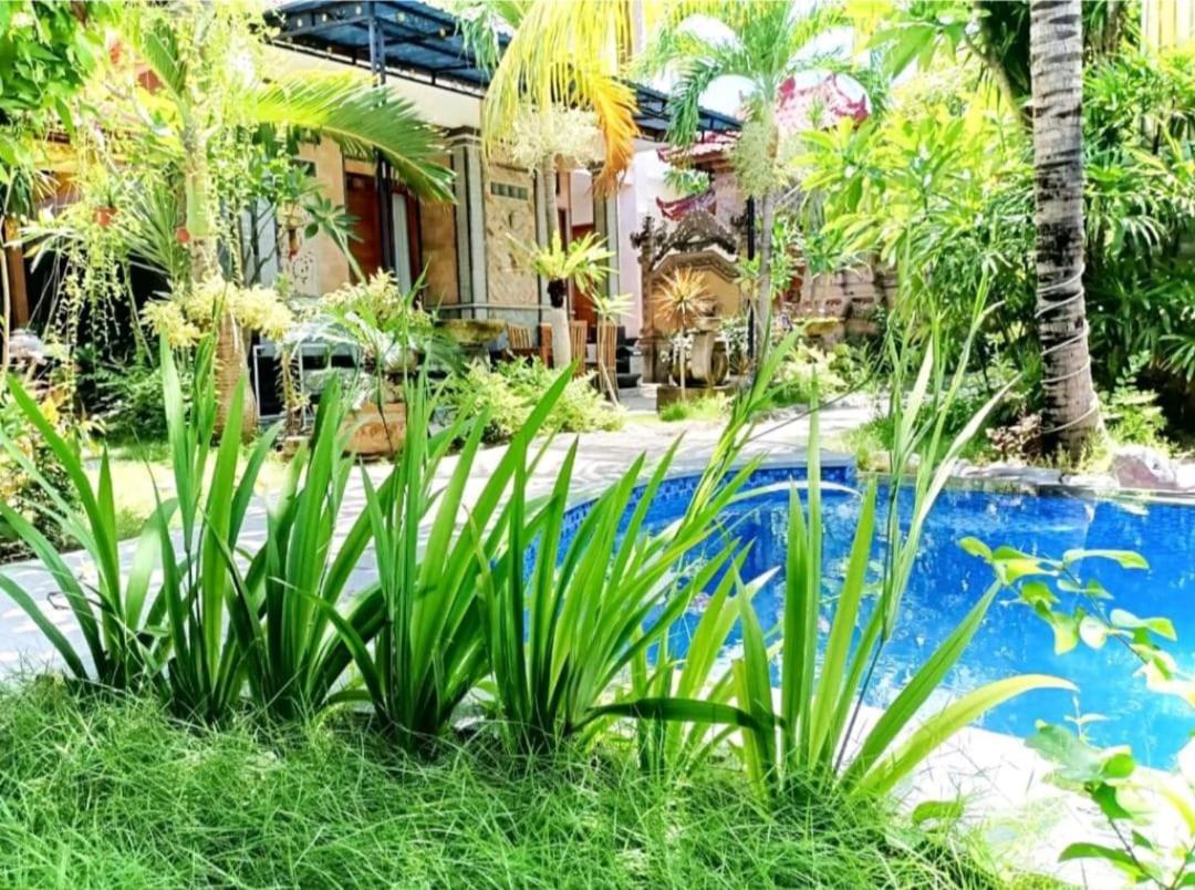 Green Palace Homestay Batununggul Eksteriør bilde