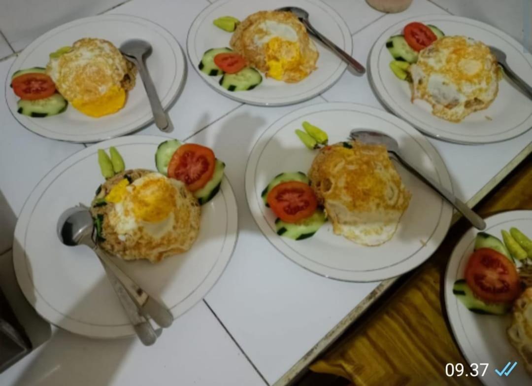 Green Palace Homestay Batununggul Eksteriør bilde