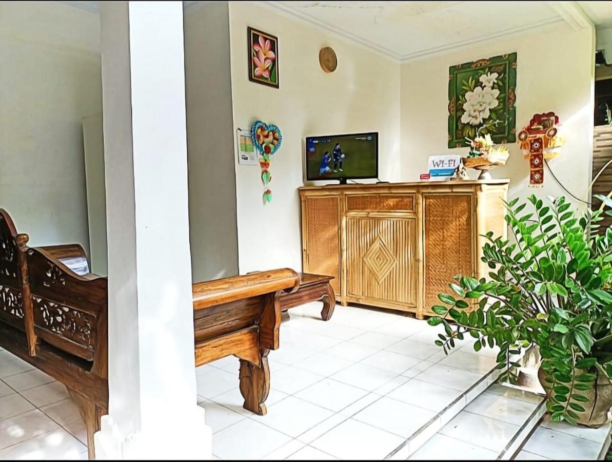 Green Palace Homestay Batununggul Eksteriør bilde