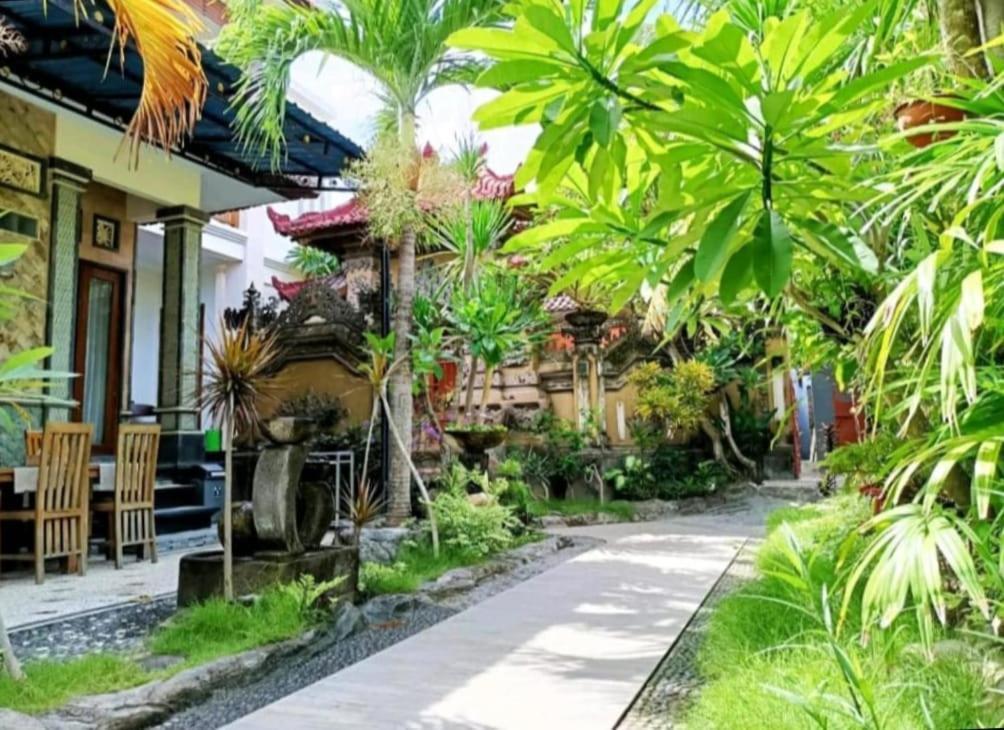 Green Palace Homestay Batununggul Eksteriør bilde